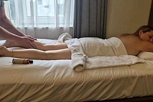 A naughty Marie massage turns steamy quick