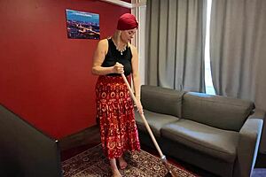 beautiful arab stepmom with white ass rides cock cowgirl after homemade doggy pounding