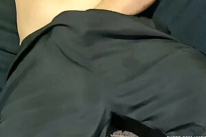 remembering that juicy big clit pussy lips closeup 😍👅