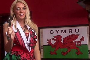 stacey saran kiesha kane lingerie babes share threesome fun