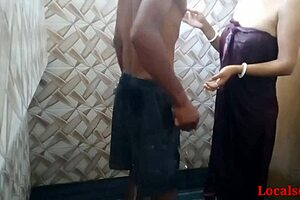 Indian Bhabi Fucks Hard in Bathroom with Red Towel