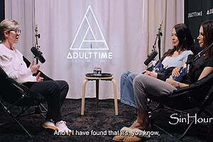 shay sights and reagan foxx share a casual backstage interview chat