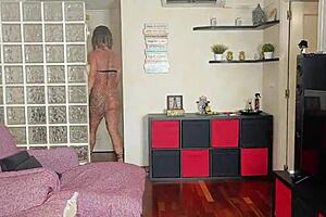 Muscular Milf Threesome Squirts On Deepthroat Bastards