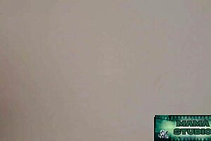 Mama Loira Gostosa Levou No Cu Rápido Pelo Enteado