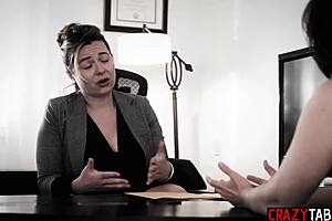 Paige Owens loves Casey Calvert's big ass pussy lick