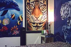 Maxxx Loadz pounds Italian milf pussy!