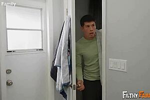 One crazy date with blonde milf's gaping creampie ride and deepthroat!