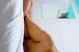 homemade mature milf in towel gets hardcore massage and sucks cock