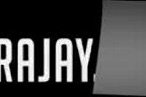 Double BJ 3way with Carmella Clutch riding monster BBC cowgirl