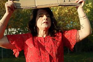 vip4k. squid came in shaved mature mommy's creampie pussy