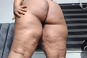 wanna see this fat belly mara exotic stand and explode in orgasm?