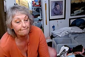 dawnskye1962 slips off panties in her december update part 1