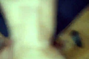 MI NOVIA ME PIDE QUE LA FOLLAMOS RICO CON SU AMIGA CHUBBY Y HUGE TITS