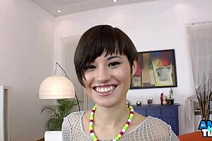 this nasty 19yo's big pussy lips take deep anal breeding??