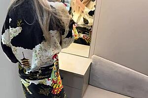 Stepson Fills Stepmom's Pussy With Cumshot Creampie