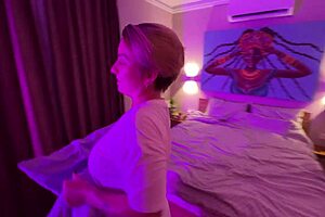 Fucking Wife Before Bed Deepthroat