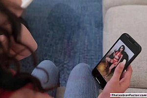 Stepdaughter in law, wanna lick milf's shaved pussy next?