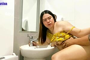 Horny guy fucks married plump wife in toilet hard