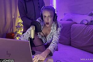 wet stepmom interrupts stepson's game stream for sweet homemade fuck