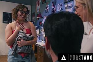 Cory Chase blocks stepson while hubby fucks his gf