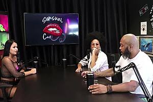 蒂法尼·罗查斯狂野户外群P最佳时刻上瘾！