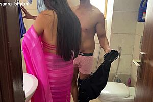 stepmom mixed up massage for sex and stepson loved it in hindi