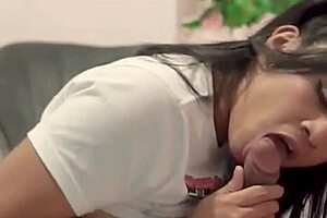 deliciosa morenita's petite body bounces on boyfriend's cock in homemade pov