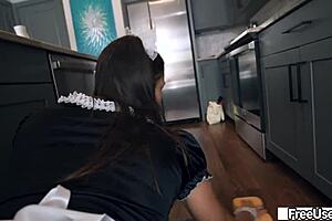 My trusty freeuse maid Katrina Colt takes Ike Diezel's load