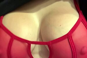 artemisia love flaunts her juicy italian milf boobs 🍈😍