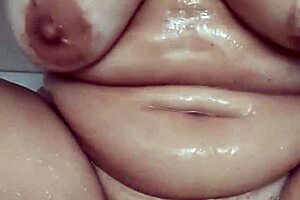 damn taking this hot bath before they rip my big latina ass shaking curves