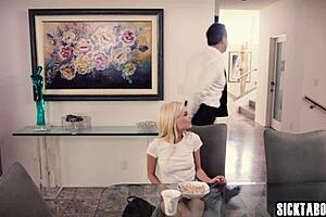 Busty blonde Jessa Rhodes fucks petite Piper Perri