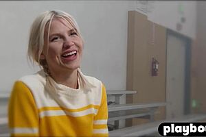 lennon elizabeth cheerleader strips petite body showing small tits and ass