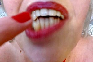 Naughty Dawnskye1962 Masturbates Huge Tits And Curvy Ass In Retro Solo