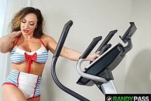 Muscle Babe Brandi Mae JOI Gym Jerk Off Instructions