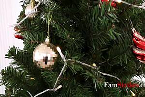 stepmom and stepsis make my white christmas so fucking hot and taboo