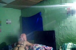 morena shakes huge ass for cuñado's jerk session 😈🍑