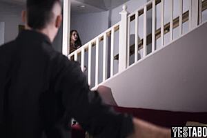 Stepdad POUNDS stepdaughter's teen crush in hardcore scene