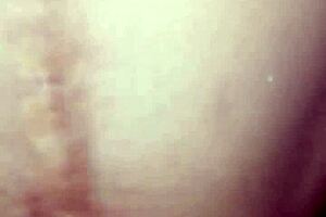 quieres follar a mi madrastra conmigo ahora?