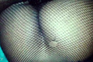 wet juicy black milf pussy dripping everywhere 💦🍑