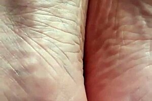 dawnskye1962 shrinks him tiny into foot creases for fetish revamped play jan 2026