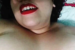 minha voz rocks red lipstick in this chubby latina solo tease 🔥🍑