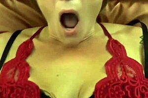 Married milf sneaks to hotel for boss's thick cock pounding! 🏨🍆💦