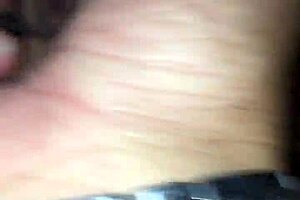 amateur bbw mommy squirts wet pussy hard