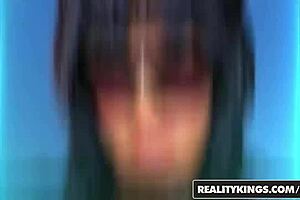 street freak lola fae sucks tyler steel's cock in fishnets heels?