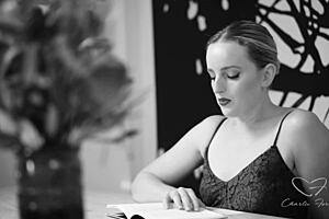 Amber Moores' Erotic Book Ignites Charlie Forde's Cunt Fingering Frenzy