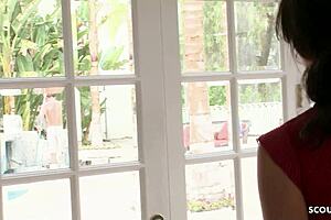 Fit Sexy Cougar Wife Seduces Young Gardener For Cheating Cowgirl Ride