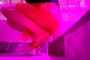 Italian artemisia loves solo outdoor smoke in high heels 🚬👠