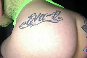 toxic flower pawg givin sloppy bj ridin bbc in fishnets screamin!