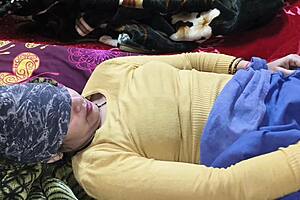 NEWLYWED BRIDE SCREAMS MISSIONARY FUCK CLOSE UP HARD POUNDING!