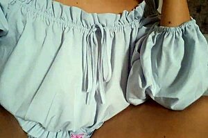 hot wife masturbates furiously after lazy hubby leaves her wet pussy aching once